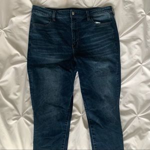 Like New AEO High Waisted Dark Stretch Jean